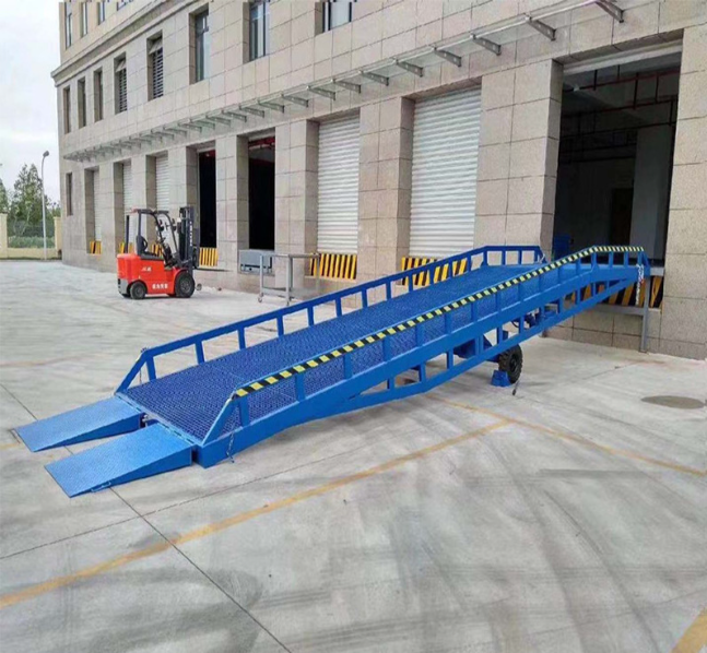 甘孜移动式登车桥装卸